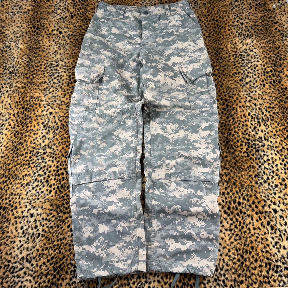 US Army Combat Uniform ACU Digital Camo Cargo Pants Small Regular